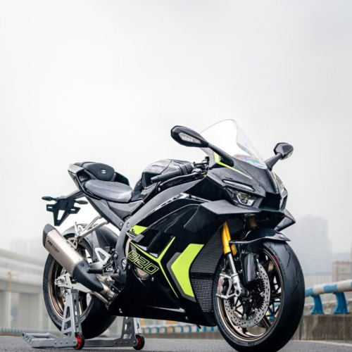 820RR (1)