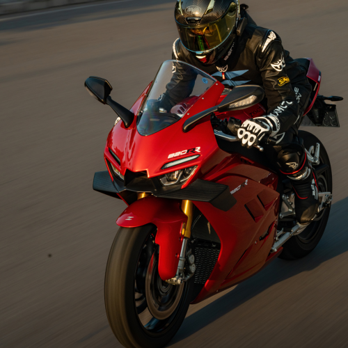 820RR (4)